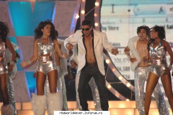 Akshay Kumar - **Chris_Pollito** - Actori/Actritze