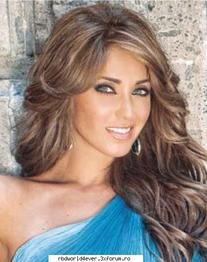 Anahi in Hola - anahi_princessa - Anahi