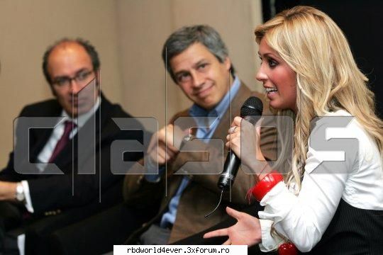 Anahi in campania contra anorexiei si bulimiei - anahi_princessa - Anahi