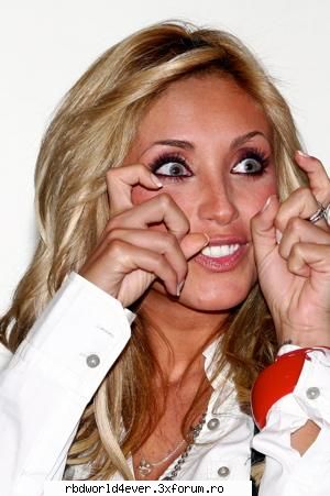 Anahi in campania contra anorexiei si bulimiei - anahi_princessa - Anahi