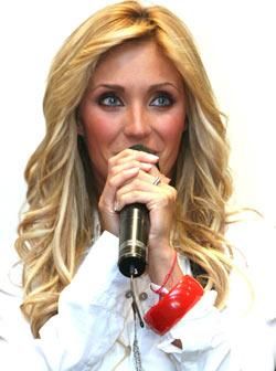 Anahi in campania contra anorexiei si bulimiei - anahi_princessa - Anahi