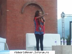 Anahi in campania contra anorexiei si bulimiei - anahi_princessa - Anahi