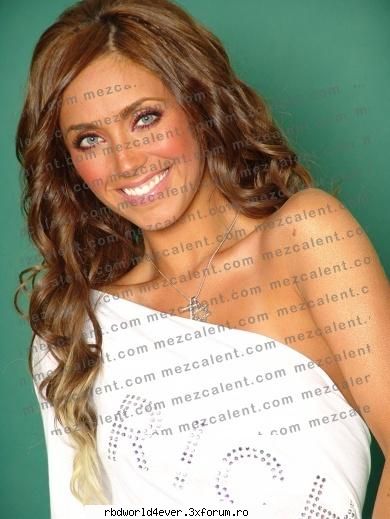 Anahi in sedinta-foto pt RBD- la familia - anahi_princessa - Anahi