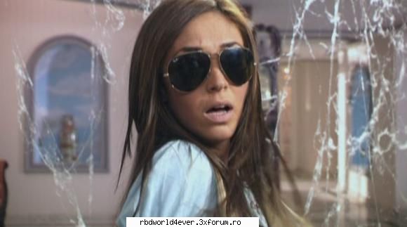 Annie - anahi_princessa - RBD la Familia