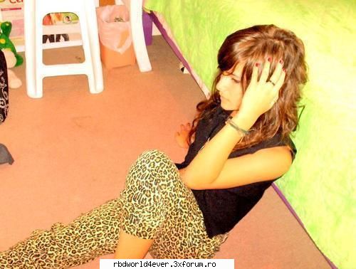 ***Brenda Asnicar*** - **Chris_Pollito** - Actori/Actritze