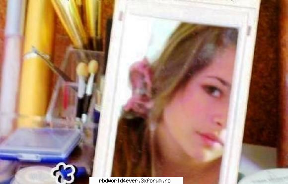 ***Brenda Asnicar*** - **Chris_Pollito** - Actori/Actritze