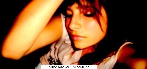 ***Brenda Asnicar*** - **Chris_Pollito** - Actori/Actritze