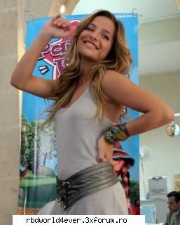 ***Brenda Asnicar*** - **Chris_Pollito** - Actori/Actritze