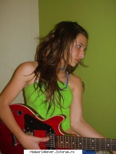 ***Brenda Asnicar*** - **Chris_Pollito** - Actori/Actritze