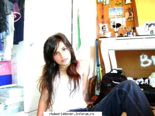 ***Brenda Asnicar*** - **Chris_Pollito** - Actori/Actritze