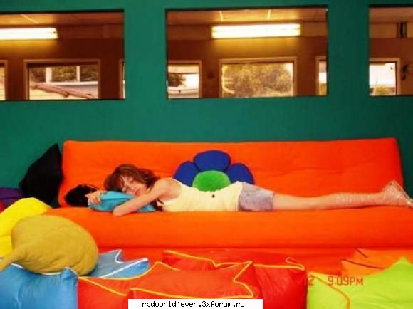 ***Brenda Asnicar*** - anahi_princessa - Actori/Actritze