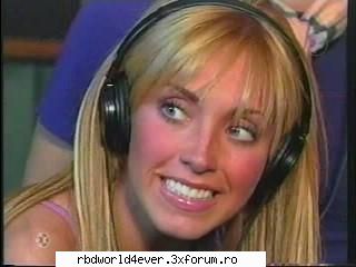 *Capturi R3B3LD3* - Kitty_G!rl - Anahi