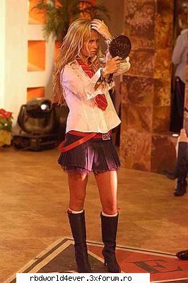 *Capturi R3B3LD3* - bebita_angelita - Anahi
