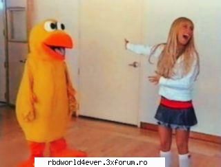 *Capturi R3B3LD3* - capturi cu mia colucci din Rebelde - Anahi