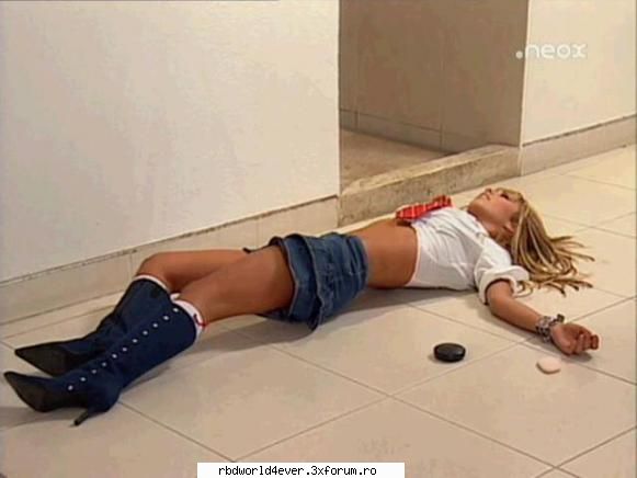 *Capturi R3B3LD3* - bebita_angelita - Anahi