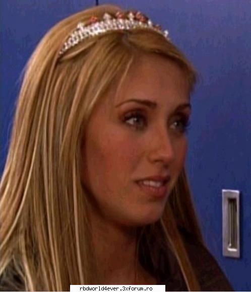 *Capturi R3B3LD3* - bebita_angelita - Anahi
