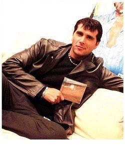 Christian Meier - **Chris_Pollito** - Actori/Actritze