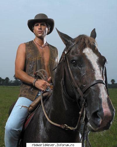 Christian Meier - **Chris_Pollito** - Actori/Actritze