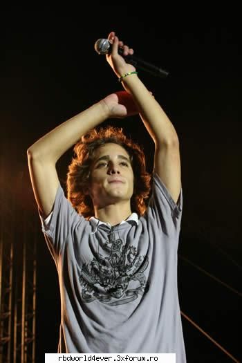Diego Gonzales - anahi_princessa - R3B3LD3