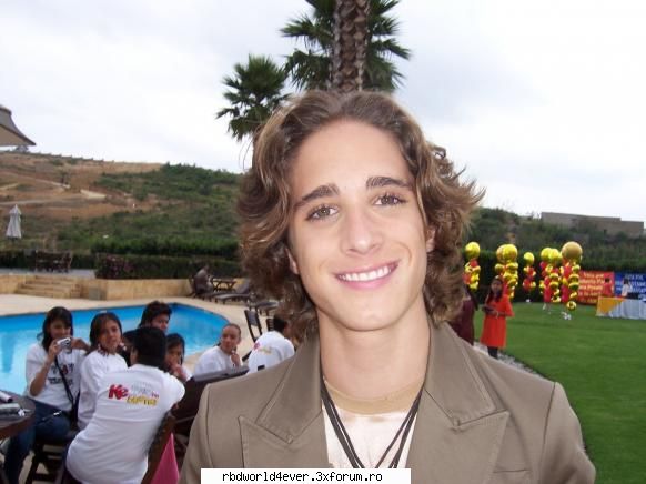 Diego Gonzales - anahi_princessa - R3B3LD3