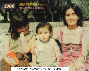 Familia ei - dul cu surorile ei - Dulce Maria