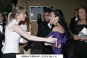 *Familia ei* - anahi_princessa - Anahi