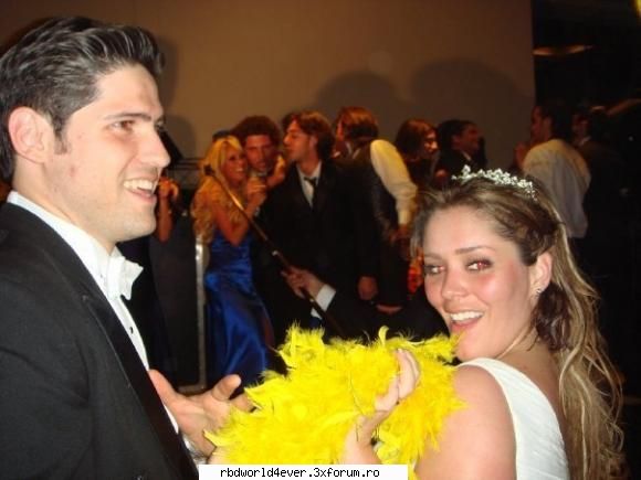 *Familia ei* - anahi_princessa - Anahi