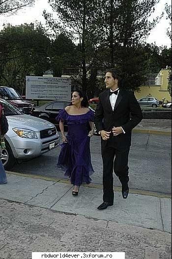 *Familia ei* - anahi_princessa - Anahi