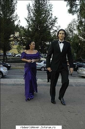 *Familia ei* - su mami cu rodrigo - Anahi