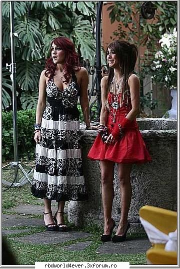 *Las hadas* - **Chris_Pollito** - Las reinas