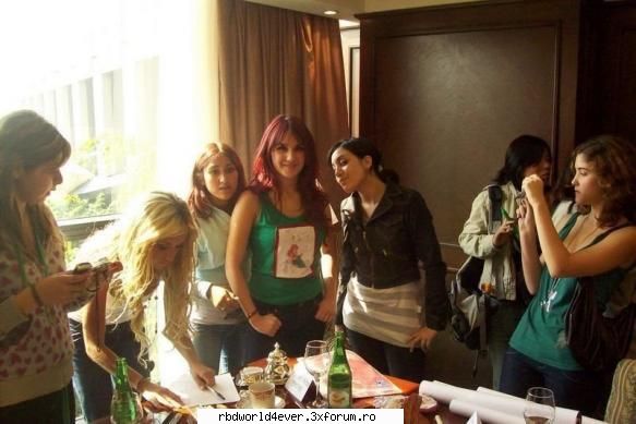 *Las hadas* - anahi_princessa - Las reinas