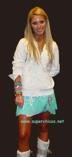 Las pulseras de any - anahi_princessa - Anahi