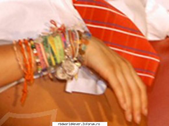 Las pulseras de any - Dulce_Maria_forever:X:X - Anahi