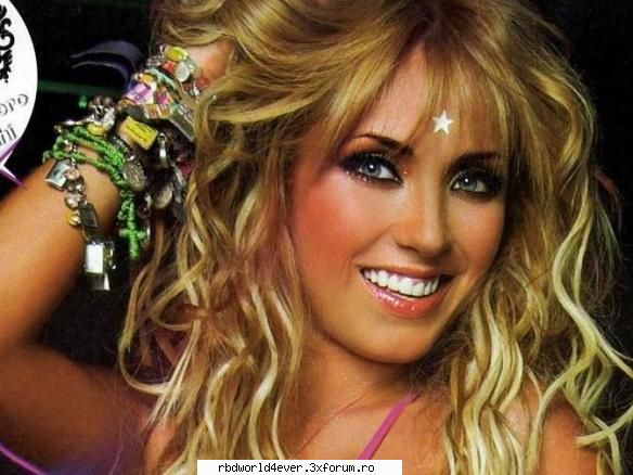 Las pulseras de any - Dulce_Maria_forever:X:X - Anahi
