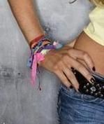 Las pulseras de any - anahi_princessa - Anahi