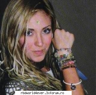 Las pulseras de any - anahi_princessa - Anahi