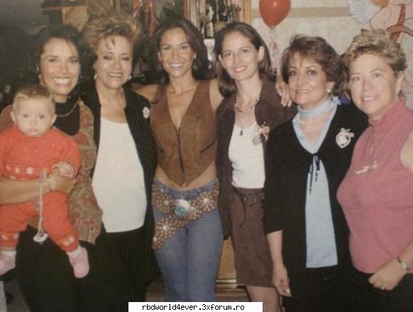 Lorena Rojas - anahi_princessa - Actori/Actritze