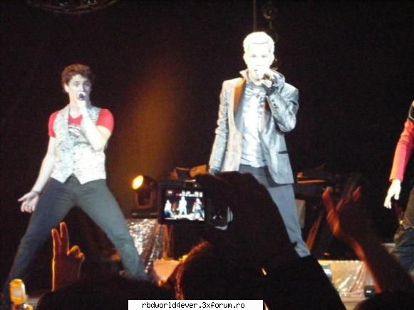 ~Los C~ - anahi_princessa - Los reyes