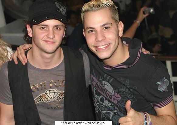 ~Los C~ - **Chris_Pollito** - Los reyes