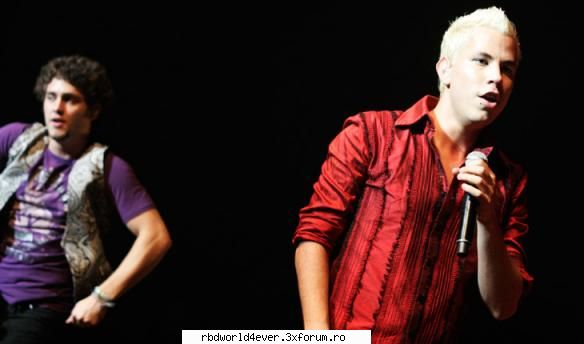 ~Los C~ - **Chris_Pollito** - Los reyes