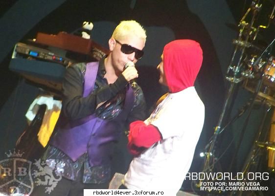 ~Los P~ - **Chris_Pollito** - Los reyes