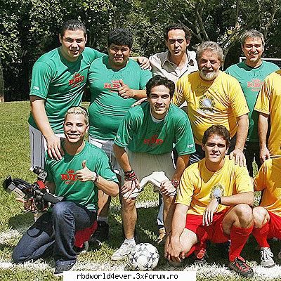 ~Los P~ - anahi_princessa - Los reyes