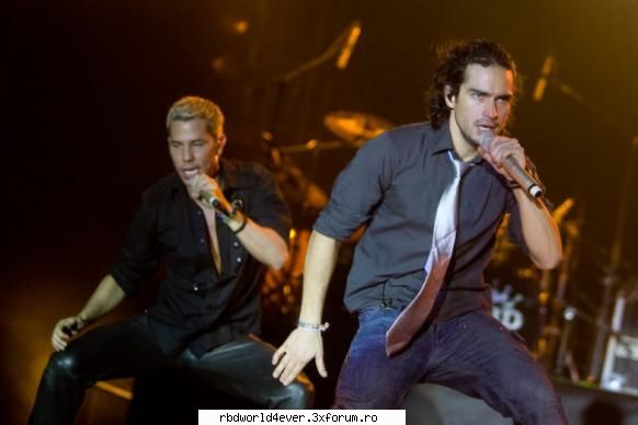 ~Los P~ - **Chris_Pollito** - Los reyes