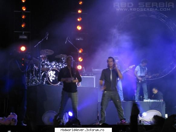 ~Los P~ - anahi_princessa - Los reyes