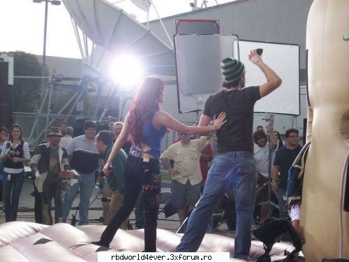 <Los Trendy's> - anahi_princessa - Los Trendy's
