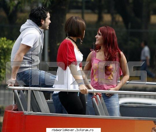 <Los Trendy's> - **Chris_Pollito** - Los Trendy's