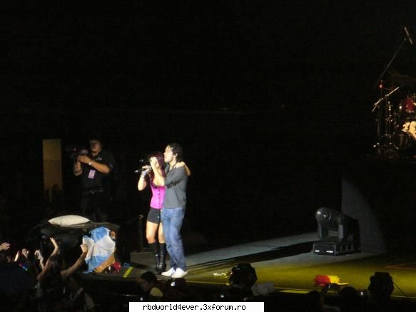 <Los Trendy's> - anahi_princessa - Los Trendy's