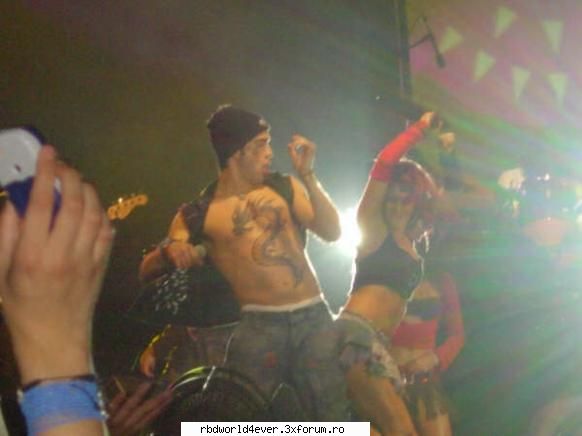 <Los Trendy's> - anahi_princessa - Los Trendy's