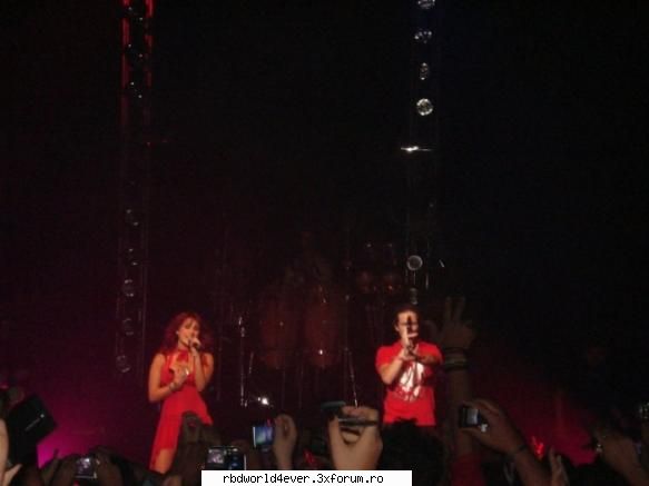 <Los Trendy's> - anahi_princessa - Los Trendy's