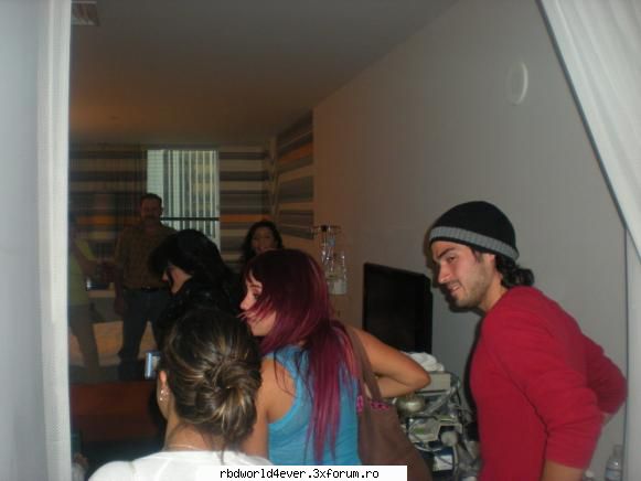 <Los Trendy's> - anahi_princessa - Los Trendy's